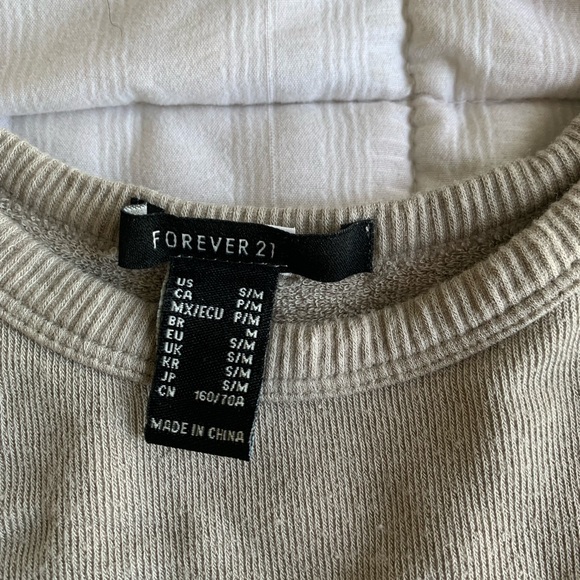 Tank top bundle - Picture 3 of 3